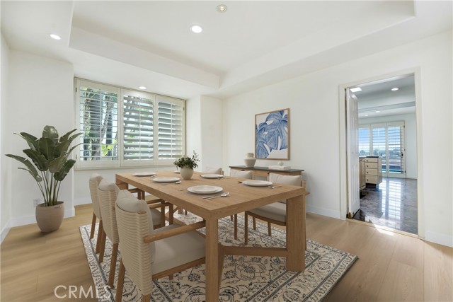 4570 Park Marbella, Calabasas CA: https://media.crmls.org/medias/f5560a9e-64b2-40fc-8560-09d5d9a24442.jpg