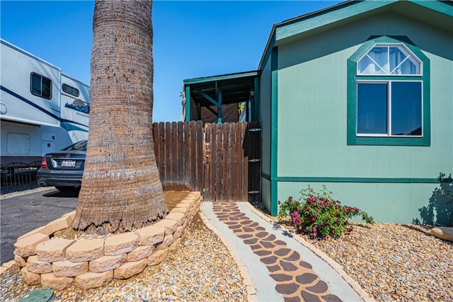 Detail Gallery Image 2 of 29 For 15980 Grand Ave #T11,  Lake Elsinore,  CA 92530 - 1 Beds | 1 Baths