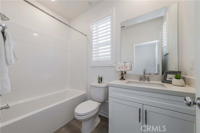 Detail Gallery Image 23 of 29 For 16436 Whittier #1,  Whittier,  CA 90603 - 4 Beds | 4 Baths