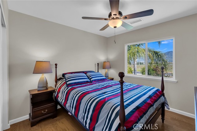 Detail Gallery Image 35 of 52 For 1645 Valley Falls Ave, Redlands,  CA 92374 - 3 Beds | 2/1 Baths