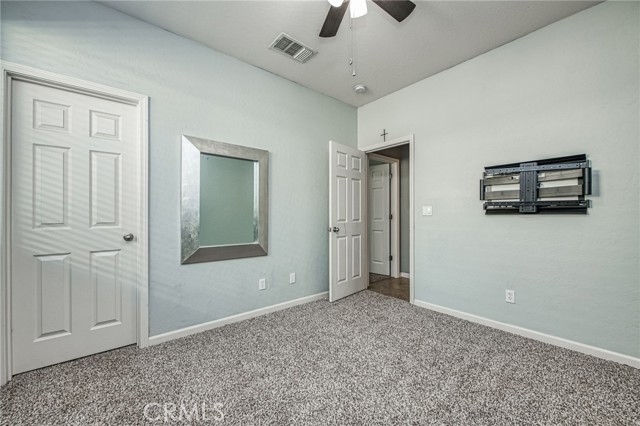 Detail Gallery Image 20 of 31 For 2427 S Laguna Ct, Visalia,  CA 93292 - 4 Beds | 2 Baths