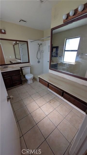 Detail Gallery Image 4 of 37 For 13959 Driftwood Dr, Victorville,  CA 92395 - 3 Beds | 2 Baths