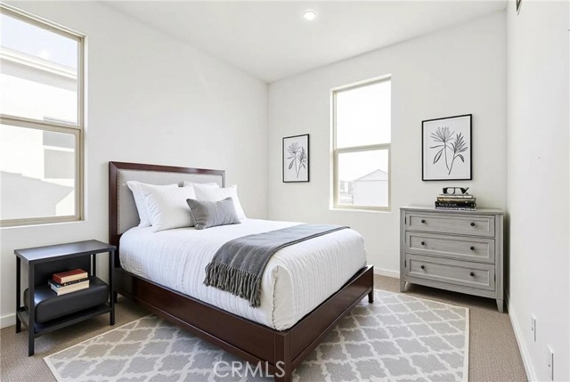 Detail Gallery Image 16 of 38 For 475 N Glenwood, Rialto,  CA 92376 - 5 Beds | 3/1 Baths