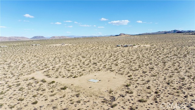 0 Listen Road, Johnson Valley CA: https://media.crmls.org/medias/f557f094-8e39-47e5-9d92-fb9a82b0955d.jpg