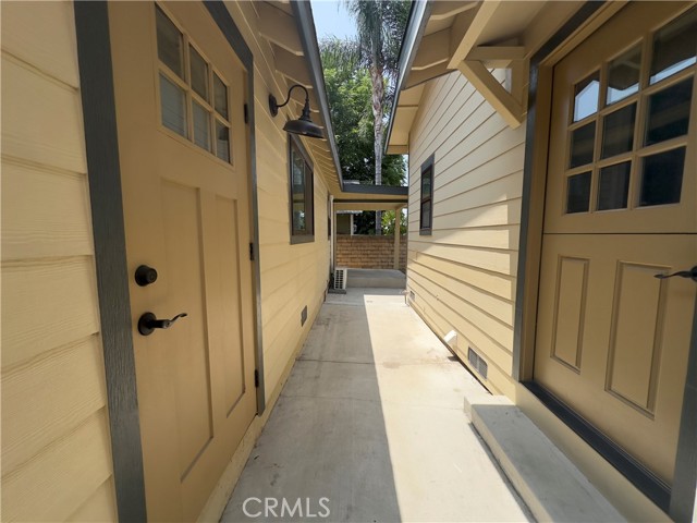 448 Linwood Avenue, Monrovia CA: https://media.crmls.org/medias/f5594c0a-e275-4f43-aeb5-db065c2e88cf.jpg