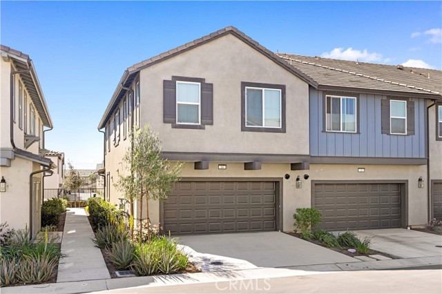 Detail Gallery Image 3 of 35 For 4056 E Peony Paseo #16,  Ontario,  CA 91761 - 3 Beds | 2/1 Baths