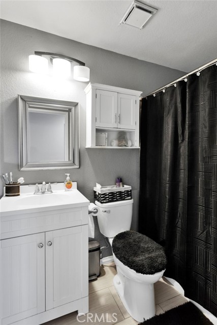 Detail Gallery Image 20 of 37 For 12889 Gifford, Victorville,  CA 92392 - 3 Beds | 2 Baths