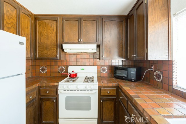 205 Lucia Avenue, Redondo Beach, California 90277, 7 Bedrooms Bedrooms, ,3 BathroomsBathrooms,Residential,Sold,Lucia,SB17052115