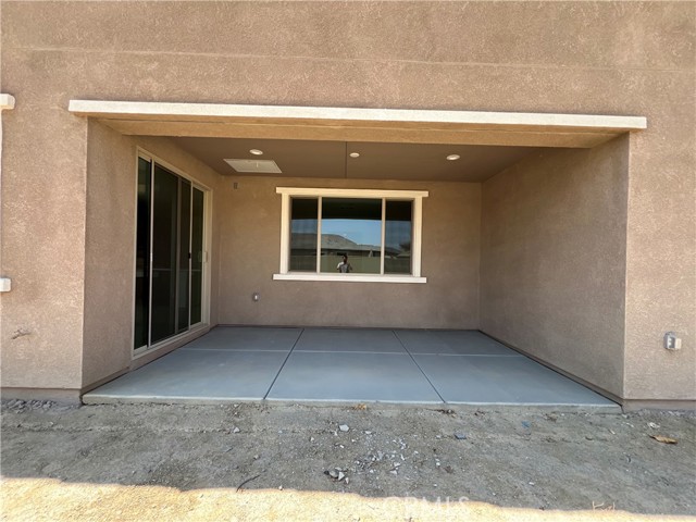 Detail Gallery Image 25 of 29 For 4130 Pioneer Ln, Lake Elsinore,  CA 92530 - 4 Beds | 3 Baths