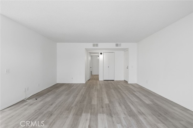 5400 Lindley Avenue, 121 photo 15