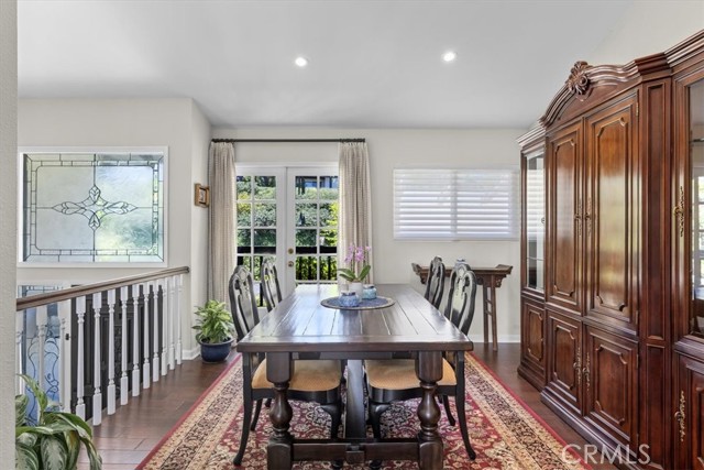 92 Cottonwood Circle, Rolling Hills Estates CA: https://media.crmls.org/medias/f55b1e4c-fb28-4235-a27e-36fd24e0d701.jpg