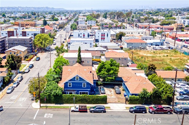 1327 W 35th Street, Los Angeles CA: https://media.crmls.org/medias/f55b2101-5444-4ee0-92c9-9d4f3b6bb725.jpg