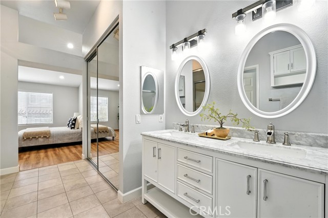 5 Pappagallo, Aliso Viejo CA: https://media.crmls.org/medias/f55bced3-5fa1-4f58-b6a7-f6d96ad65c2d.jpg