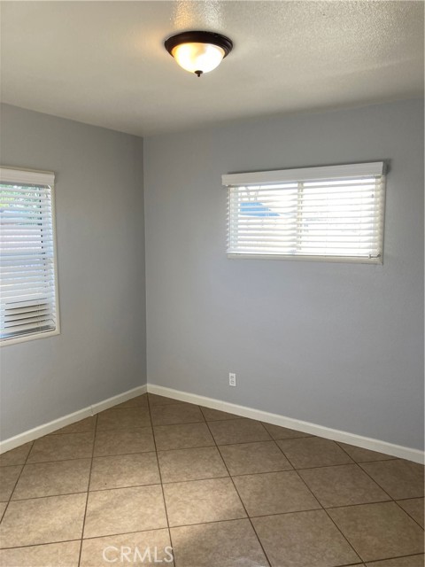 Image 8 of 11 For 43442 6th  