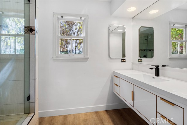 Detail Gallery Image 14 of 47 For 17361 Parthenia, –,  CA 91325 - 5 Beds | 4 Baths