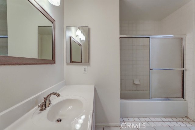 Detail Gallery Image 22 of 24 For 210 E Palmdale Ave #2,  Orange,  CA 92865 - 2 Beds | 2 Baths