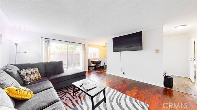 Detail Gallery Image 6 of 29 For 4591 Orange Ave #103,  Long Beach,  CA 90807 - 1 Beds | 1 Baths