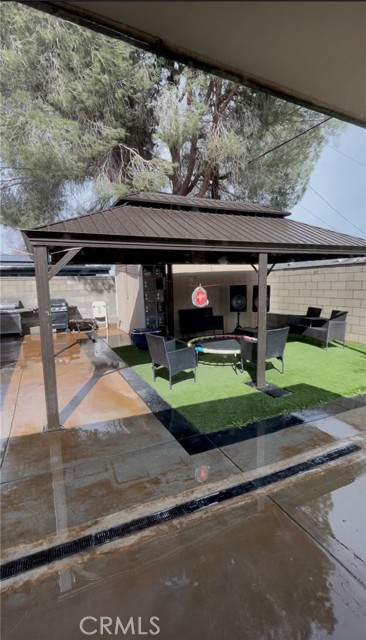 Detail Gallery Image 8 of 8 For 45404 Burgess, Lancaster,  CA 93535 - 4 Beds | 2 Baths