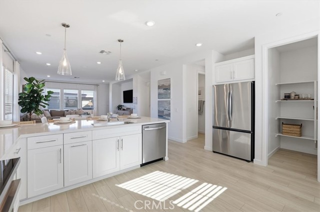 Detail Gallery Image 15 of 30 For 11448 Clover Ln, El Monte,  CA 91731 - 4 Beds | 3/1 Baths