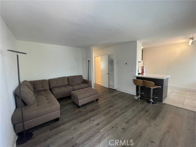 1250 W 37th St #8, Los Angeles, CA 90007