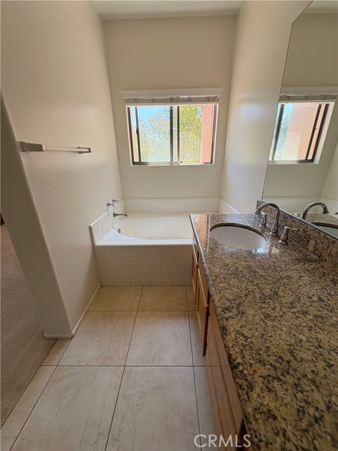 Detail Gallery Image 23 of 31 For 2018 Villa Del Lago Dr #B,  Chino Hills,  CA 91709 - 4 Beds | 2/1 Baths
