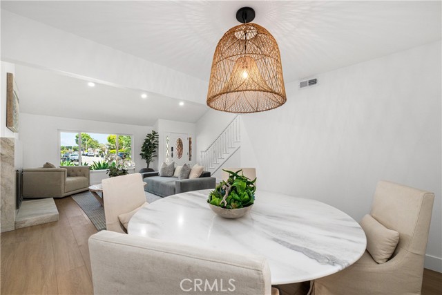 Front Image Thumbnail for CRPW26154356
