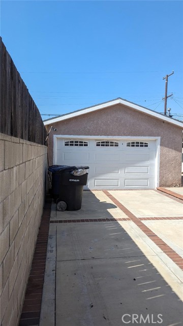 Detail Gallery Image 22 of 29 For 8743 Maple St, Bellflower,  CA 90706 - 3 Beds | 2 Baths