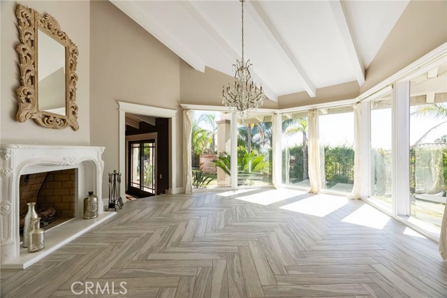940 N Silent Ranch Drive, Glendora CA: https://media.crmls.org/medias/f560cbb4-9971-4c3d-9c82-152b6f81cffd.jpg