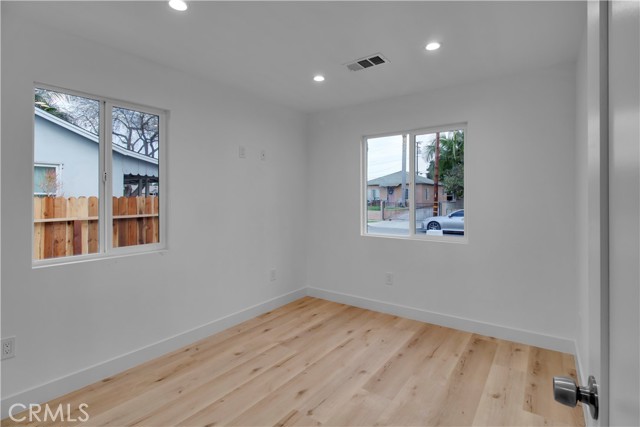 6513 San Miguel Street, Paramount CA: https://media.crmls.org/medias/f560e067-0c79-46ff-b086-080ebd703611.jpg
