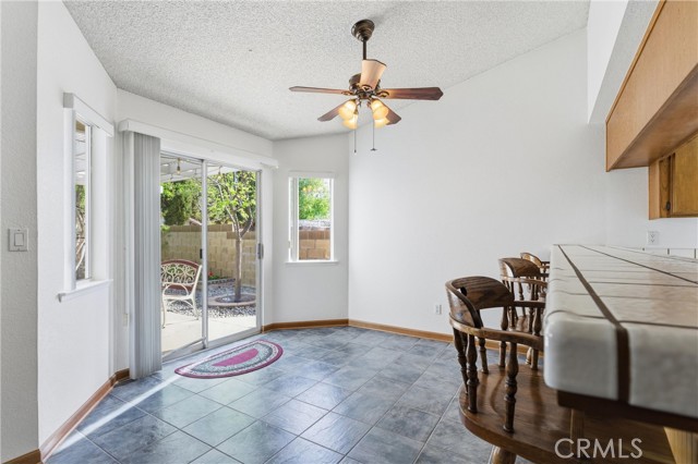 Detail Gallery Image 14 of 26 For 3329 W Avenue J3, Lancaster,  CA 93536 - 4 Beds | 2 Baths