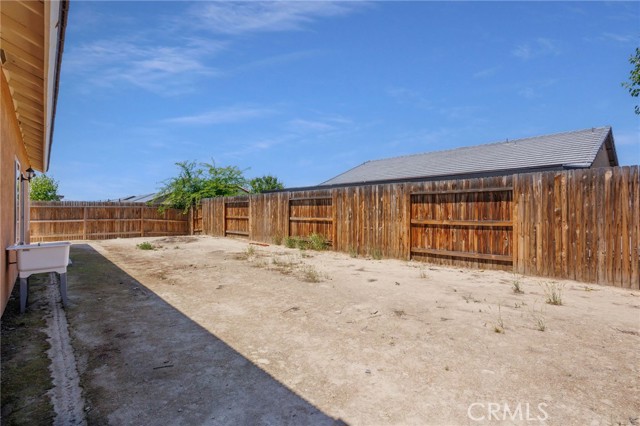 Detail Gallery Image 40 of 47 For 6522 Bangor Pl, Bakersfield,  CA 93313 - 3 Beds | 2 Baths