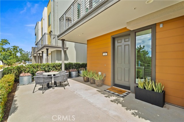 Detail Gallery Image 6 of 52 For 248 Merit, Irvine,  CA 92618 - 3 Beds | 2/1 Baths