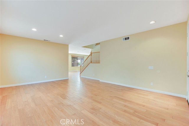 12139 Serra Avenue, Chino CA: https://media.crmls.org/medias/f5624885-2154-4202-a48e-a744ef8912ef.jpg