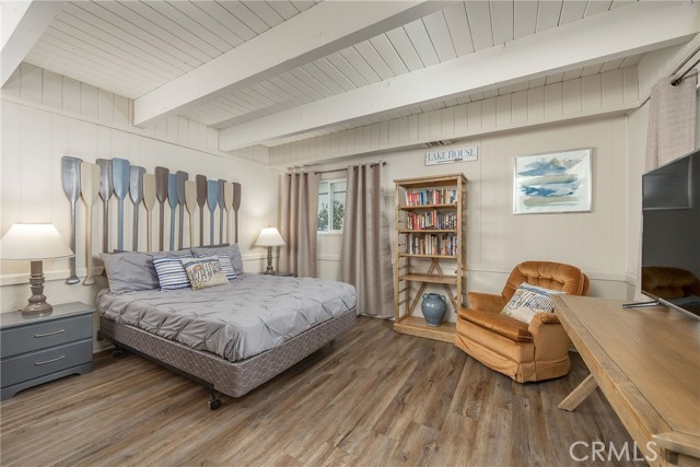 Detail Gallery Image 14 of 44 For 39054 Bayview Ln, Big Bear Lake,  CA 92315 - 3 Beds | 1/1 Baths