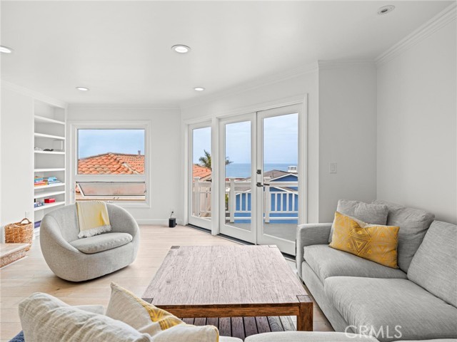 Detail Gallery Image 21 of 32 For 309 20th Pl, Manhattan Beach,  CA 90266 - 3 Beds | 2 Baths