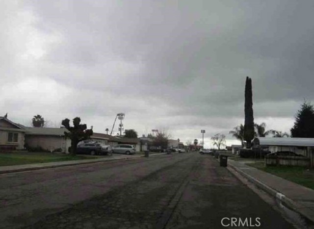 Detail Gallery Image 5 of 5 For 1255 Carol, Merced,  CA 95341 - 2 Beds | 1 Baths