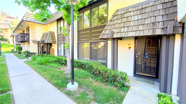 719 Briarwood Ln, San Dimas, CA 91773