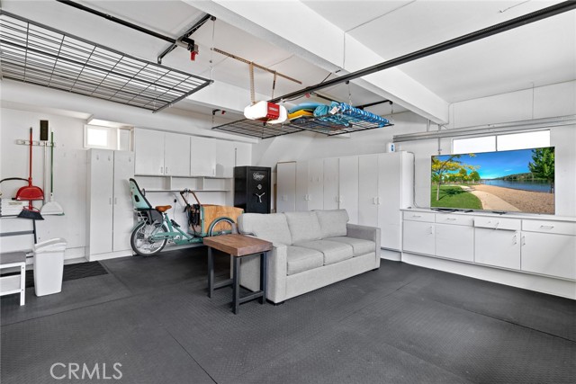 412 Colton Street, Newport Beach CA: https://media.crmls.org/medias/f5649057-71d6-49ee-9a86-f4fa2211e642.jpg