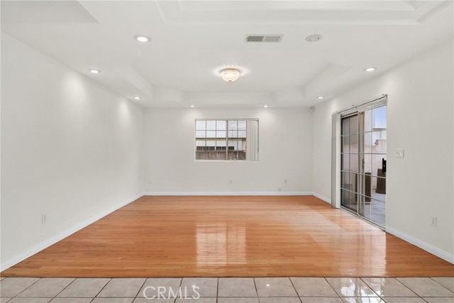 Detail Gallery Image 11 of 33 For 208 E Newmark Ave, Monterey Park,  CA 91755 - 4 Beds | 3 Baths