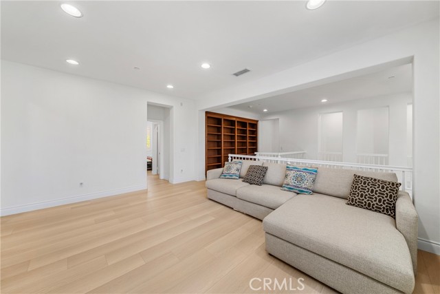 Detail Gallery Image 28 of 43 For 26743 Mont Calabasas Dr, Calabasas,  CA 91302 - 5 Beds | 6 Baths