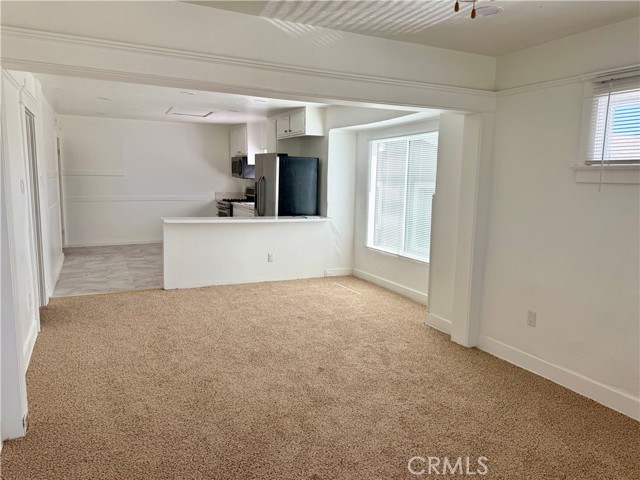 Detail Gallery Image 3 of 10 For 460 S Mott, Los Angeles,  CA 90033 - 2 Beds | 2 Baths