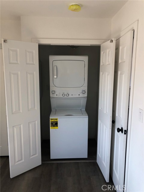 Detail Gallery Image 9 of 31 For 415 N Main, Lake Elsinore,  CA 92530 - – Beds | – Baths