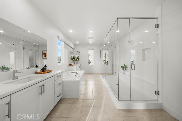 Detail Gallery Image 18 of 56 For 16376 Veterans, Tustin,  CA 92782 - 4 Beds | 3/1 Baths