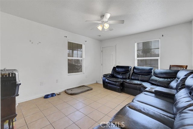 Detail Gallery Image 6 of 30 For 3838 Spencer, Oroville,  CA 95966 - 4 Beds | 2 Baths