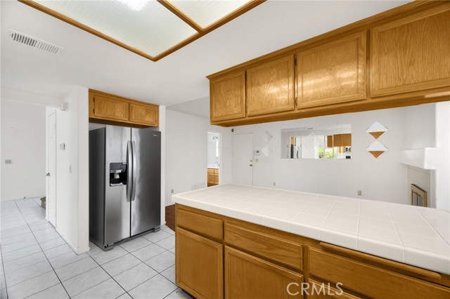 3631 Snowdrift Drive, Riverside CA: https://media.crmls.org/medias/f566b0e2-e6b2-4784-9c0f-fee4e84c0f1b.jpg