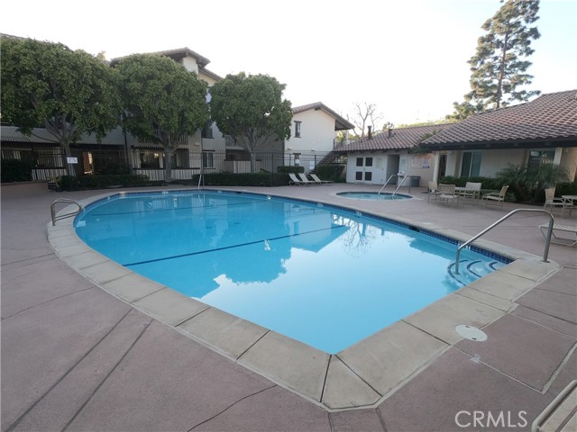 Detail Gallery Image 36 of 50 For 21372 Brookhurst St #417,  Huntington Beach,  CA 92646 - 3 Beds | 2 Baths