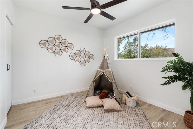 Detail Gallery Image 25 of 41 For 23925 Crosson Dr, Woodland Hills,  CA 91367 - 4 Beds | 4 Baths