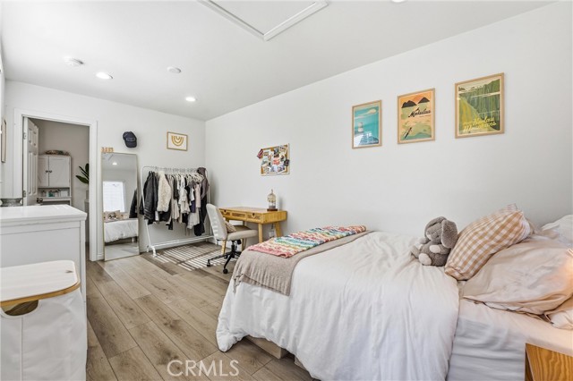 Image 22 of 34 For 713 Sycamore