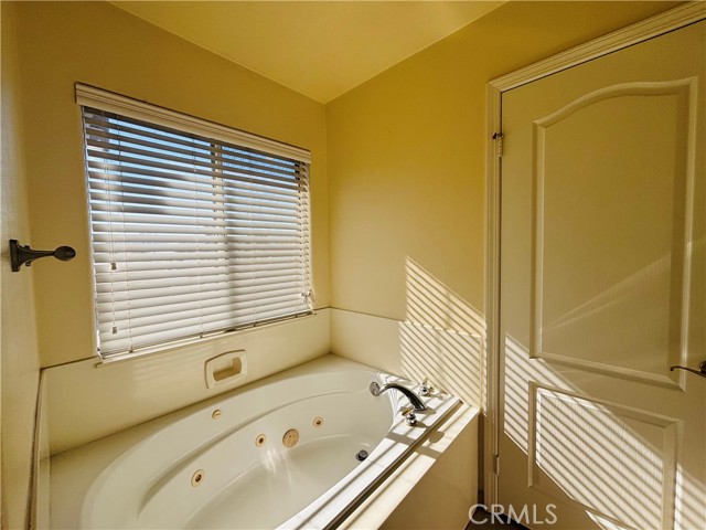 Detail Gallery Image 17 of 18 For 18306 Sunshine Ct, La Puente,  CA 91744 - 4 Beds | 2/1 Baths