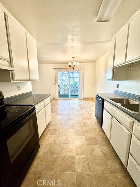 Detail Gallery Image 5 of 23 For 23635 Golden Springs #B8,  Diamond Bar,  CA 91765 - 2 Beds | 2 Baths